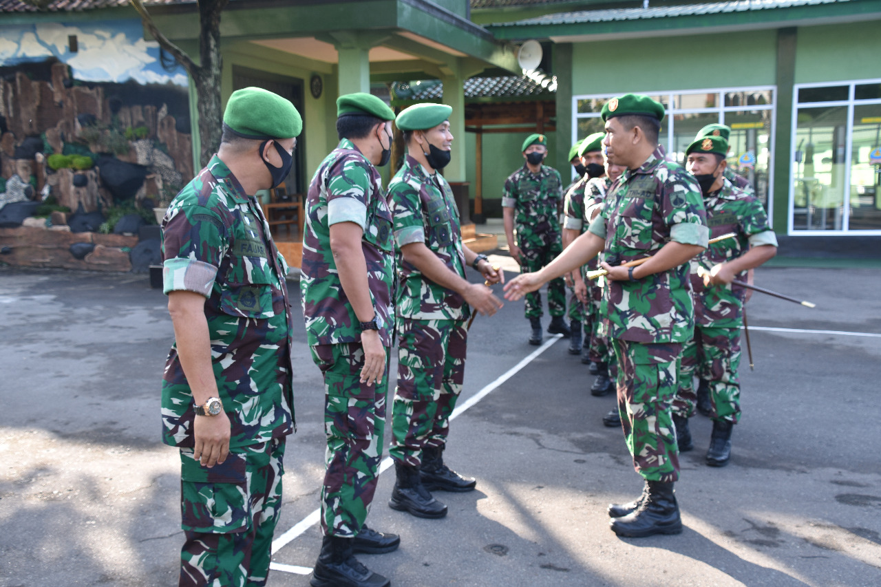 Komandan Korem 073/Makutarama Halal Bihalal Dengan Prajurit dan PNS